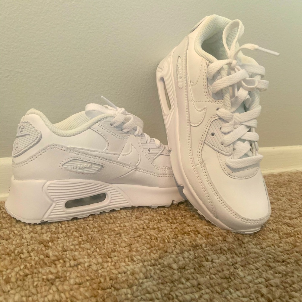 Boys white Nike Airmax size 1